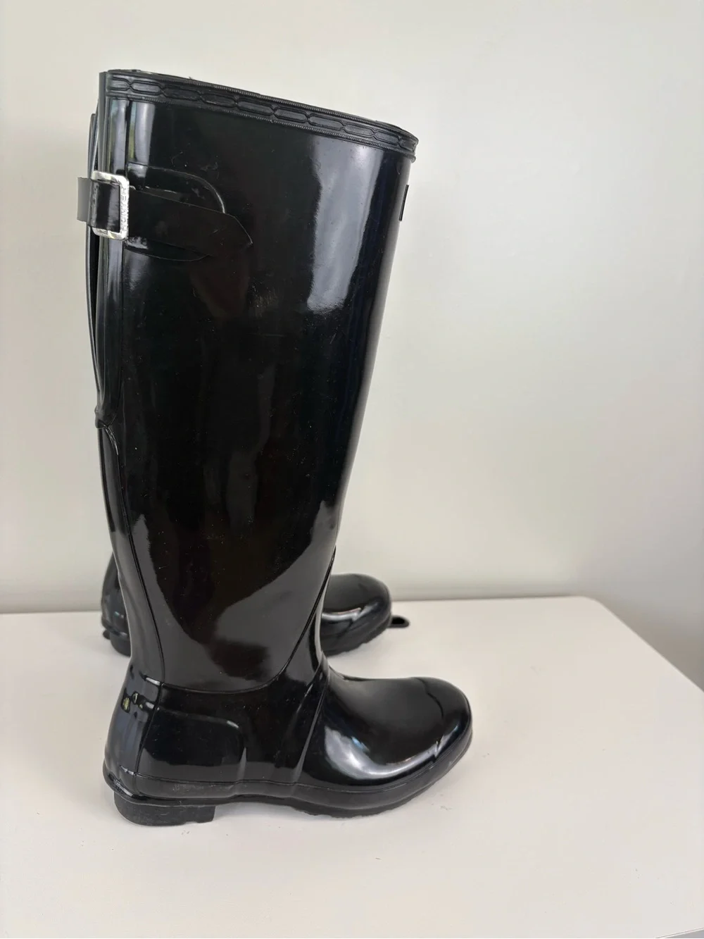HUNTER Women's Original Adjustable Gloss Tall Rain Boots Size US 8 Black